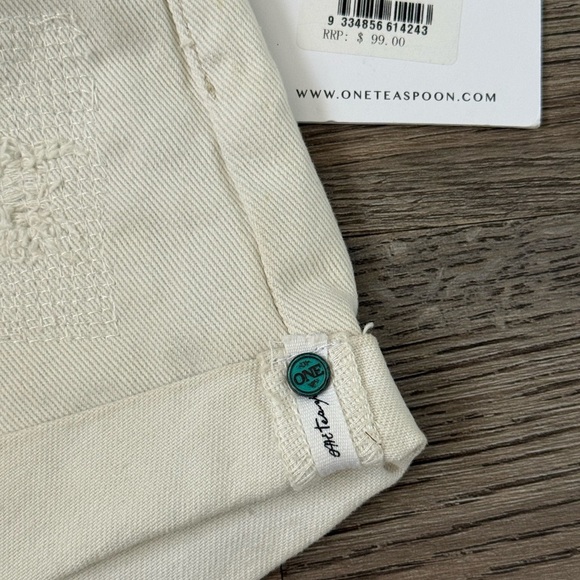 One Teaspoon Hawks High Rise Twisted Cuff Hem Distressed Shorts - Size 26 - NWT - Picture 6 of 15